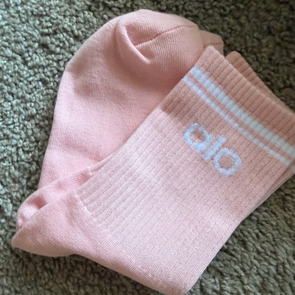 Alo Pink Crew Socks - Picture 4 of 5